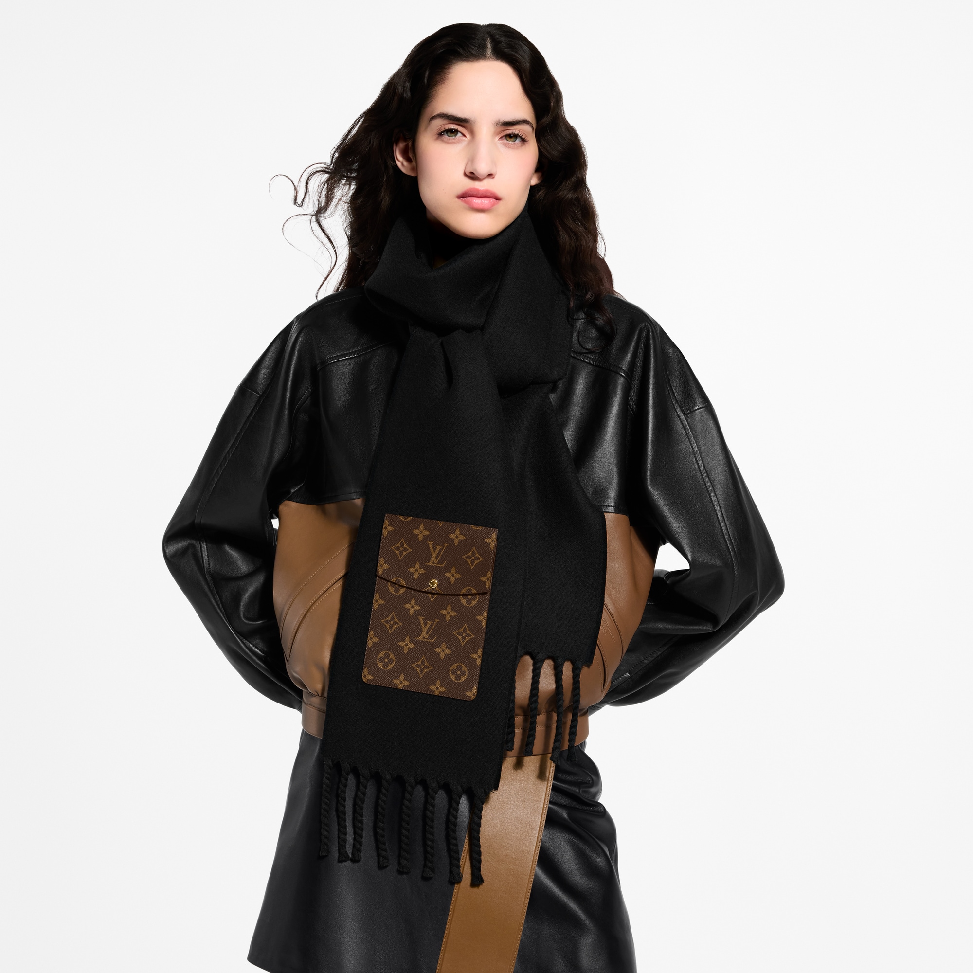 LV On My Way Scarf S00 - Women - Accessories | LOUIS VUITTON ®